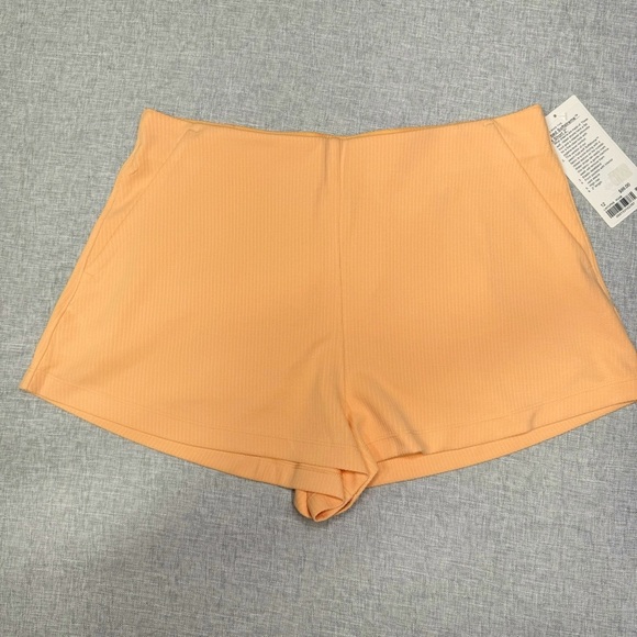 Lululemon Ribbed Softstreme High Rise Shorts Peach Bellini 12 NWT - Picture 4 of 9